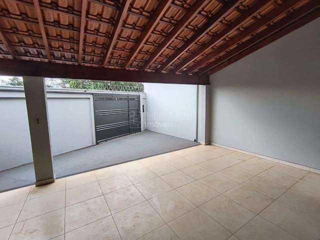 Casa para venda em Jardim Roberto Selmi Dei de 133.00m² com 3 Quartos, 1 Suite e 3 Garagens