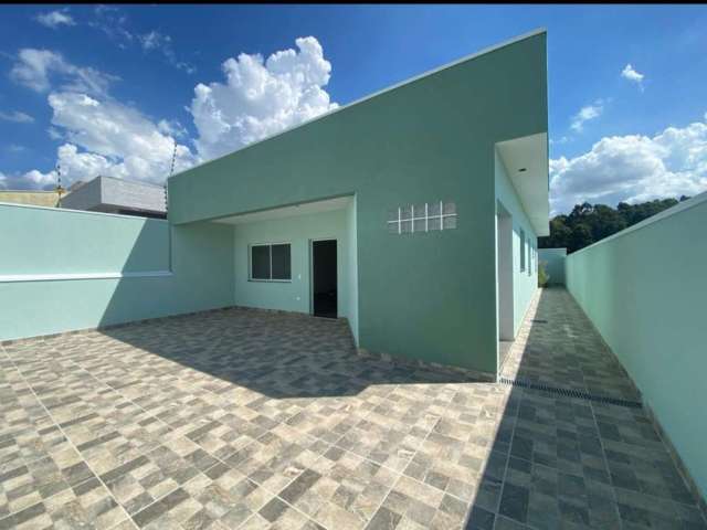 Casa para venda em Residencial Tosi de 250.00m² com 3 Quartos, 1 Suite e 3 Garagens