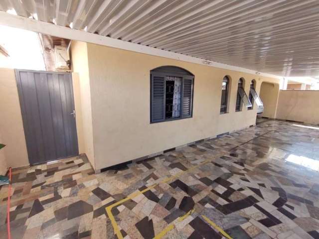 Casa para venda em Cariobinha de 228.00m² com 5 Quartos e 5 Garagens