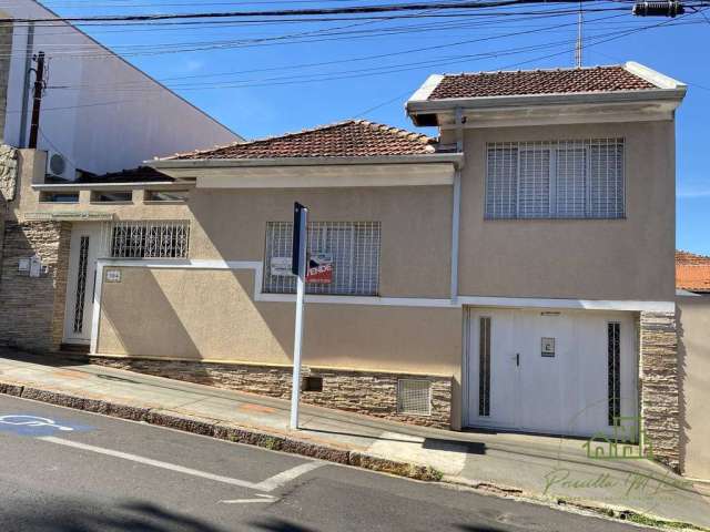 Casa para venda em Centro de 181.00m² com 4 Quartos, 2 Suites e 1 Garagem