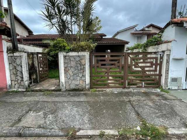 Casa para venda em Centro de 120.00m² com 2 Quartos e 2 Garagens