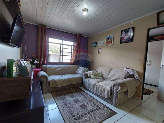 Casa para venda em Residencial Floresta de 42.00m² com 3 Quartos e 3 Garagens