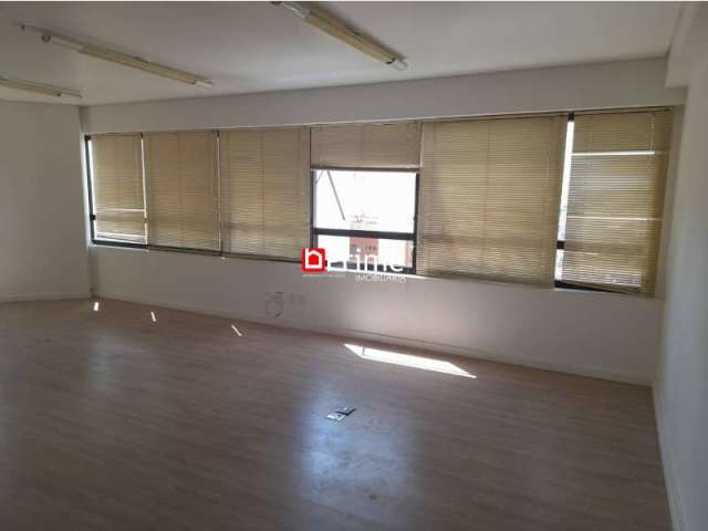 Sala Comercial para venda em Centro de 52.00m² com 1 Garagem