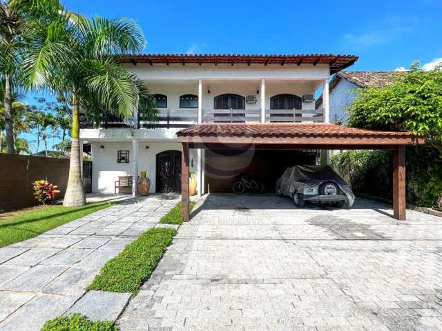 Casa de Condomínio para venda em Jardim Acapulco de 1050.00m² com 4 Quartos, 4 Suites e 4 Garagens