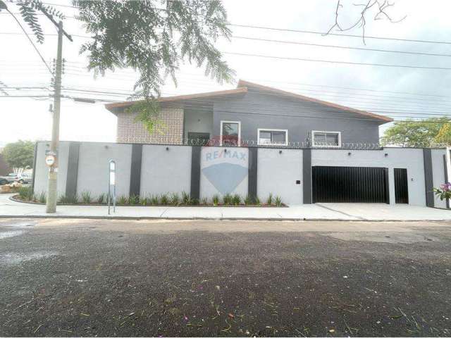 Casa para venda em Jardim Califórnia de 256.00m² com 3 Quartos, 1 Suite e 3 Garagens