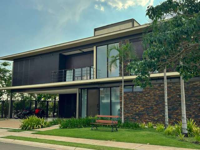 Casa de Condomínio para venda em Residencial Campo Camanducaia de 350.00m² com 4 Quartos, 3 Suites e 4 Garagens