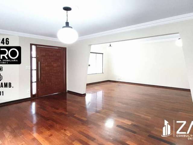 Casa para venda em Jardim América de 224.00m² com 3 Quartos, 1 Suite e 3 Garagens