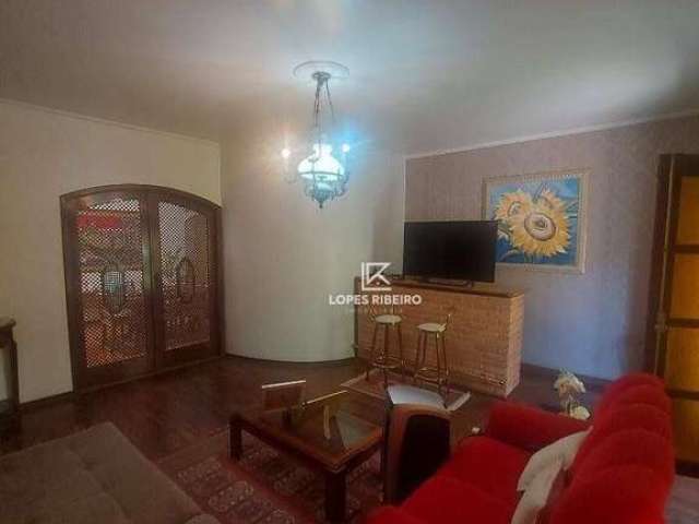 Casa para venda em Vila Brasil de 246.00m² com 3 Quartos, 1 Suite e 2 Garagens