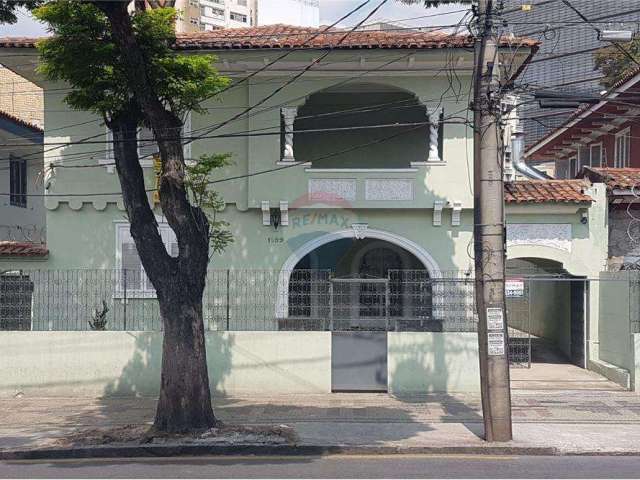 Imóvel Comercial para alugar em Centro de 400.00m² com 13 Garagens