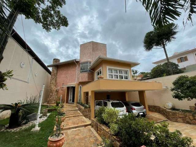 Casa para venda em Alto Taquaral de 360.00m² com 3 Quartos, 3 Suites e 6 Garagens