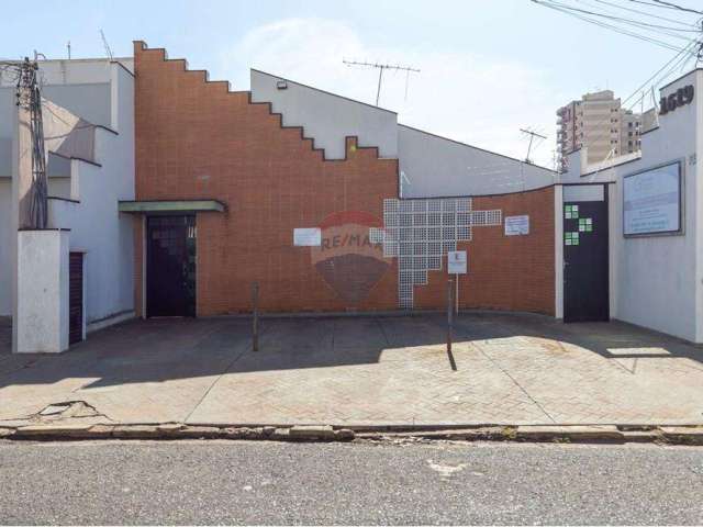 Casa para venda em Vila Seixas de 251.70m² com 5 Quartos e 3 Garagens