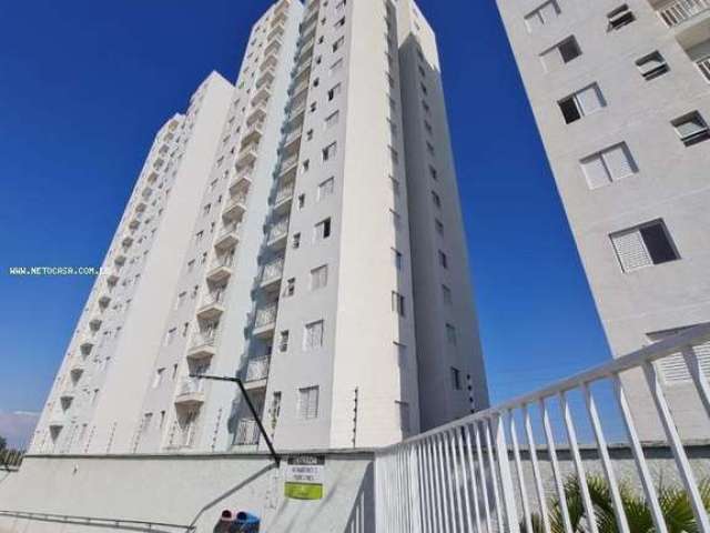 Apartamento para alugar em Jardim Guarujá de 49.00m² com 2 Quartos e 2 Garagens