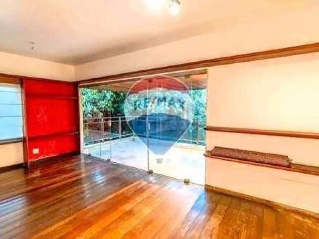 Cobertura para venda em Jardim Guanabara de 294.00m² com 4 Quartos, 1 Suite e 2 Garagens