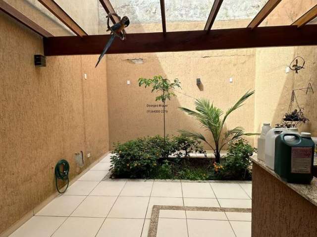 Casa para venda em Jardim Pedroso de 250.00m² com 3 Quartos e 7 Garagens