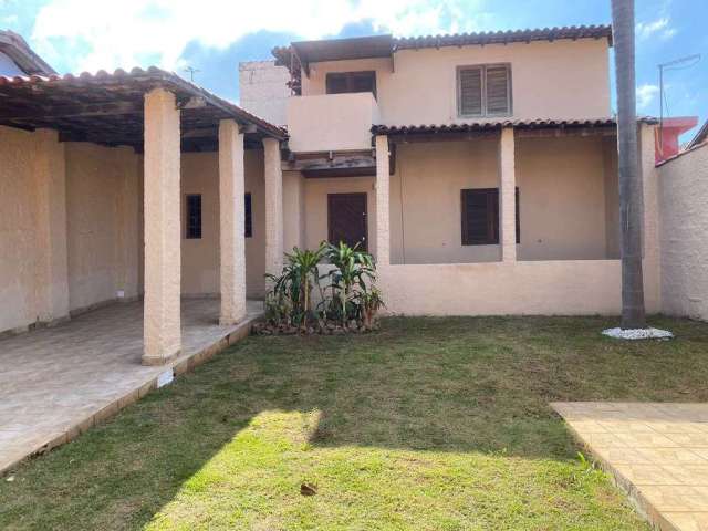 Casa para venda em Jardim Deghi de 200.00m² com 2 Quartos e 3 Garagens