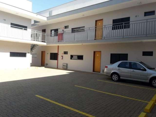 Casa para alugar em Vila Independência de 37.00m² com 1 Quarto e 1 Garagem