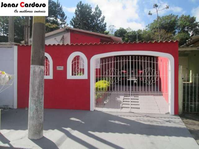 Casa para venda em Jardim Ivete de 270.00m² com 3 Quartos e 3 Garagens