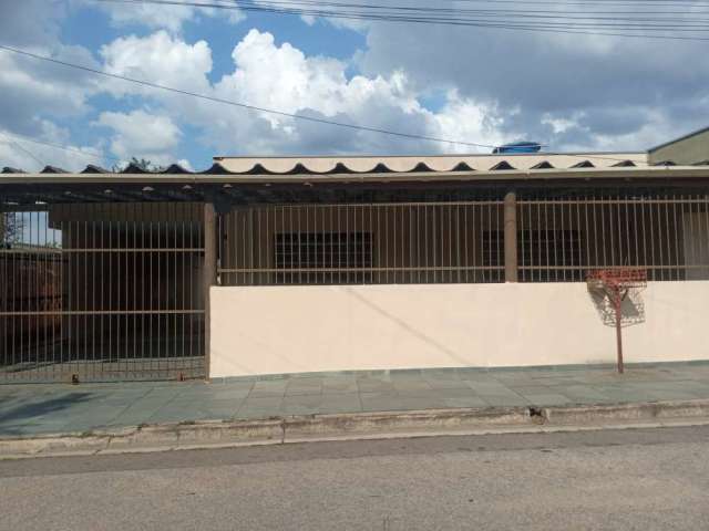 Casa para venda em Jardim Guanabara de 271.00m² com 3 Quartos e 3 Garagens