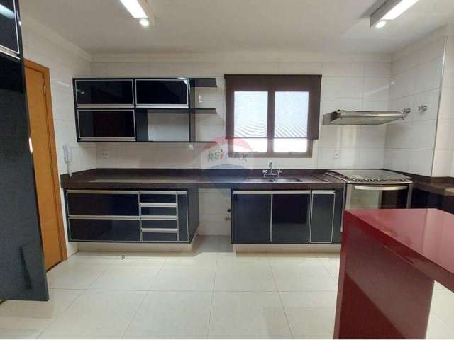 Apartamento para alugar em Centro de 154.00m² com 3 Quartos e 3 Suites