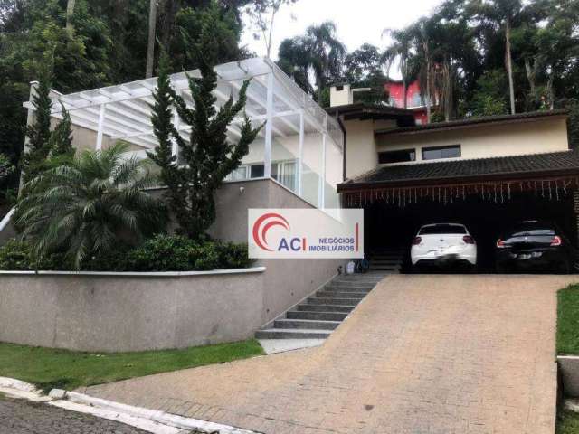 Casa de Condomínio para venda e aluguel em Granja Viana de 432.00m² com 3 Quartos, 3 Suites e 4 Garagens