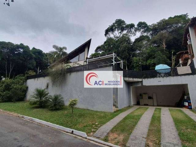 Casa de Condomínio para venda e aluguel em Granja Viana de 480.00m² com 2 Quartos e 4 Garagens