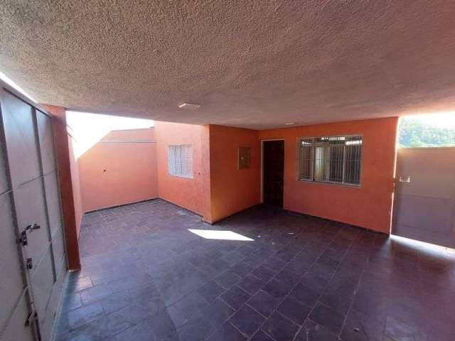 Casa para alugar em Vila M Genoveva de 230.00m² com 2 Quartos e 2 Garagens