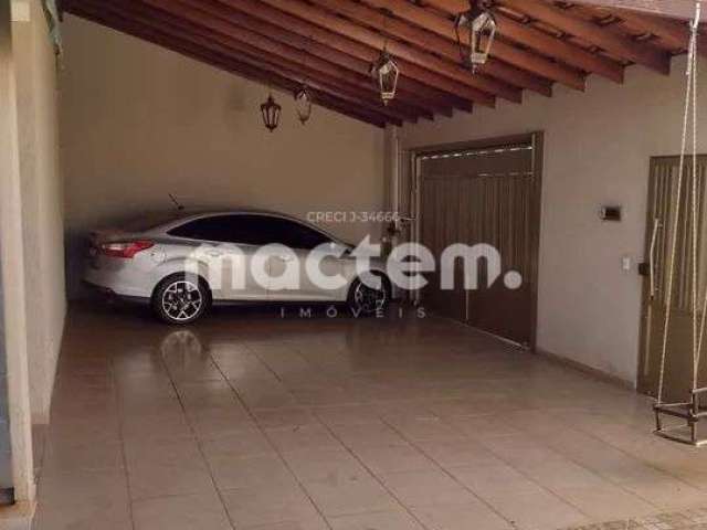 Casa para venda em Parque Residencial Cândido Portinari de 336.00m² com 3 Quartos, 1 Suite e 3 Garagens