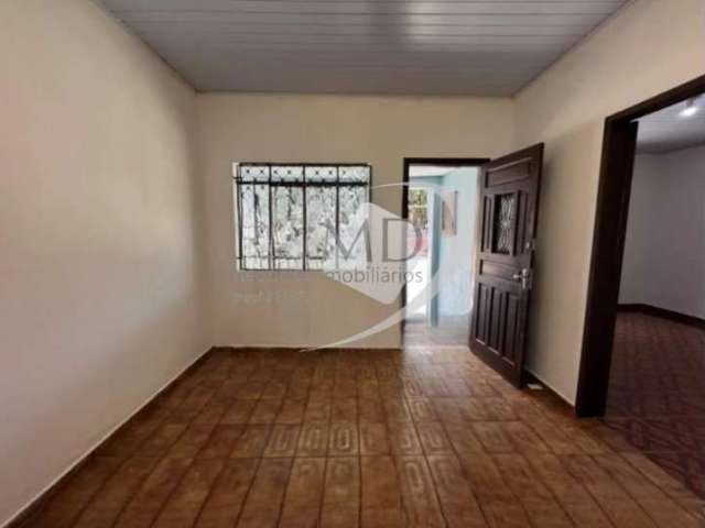 Casa para alugar em Santa Maria de 200.00m² com 2 Quartos e 5 Garagens