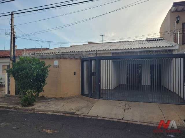 Casa para alugar em Parque Industrial de 160.00m² com 3 Quartos, 1 Suite e 2 Garagens