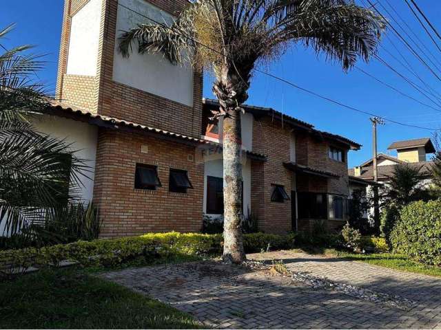 Casa para venda em Parque Residencial Itapeti de 500.00m² com 3 Quartos e 3 Suites