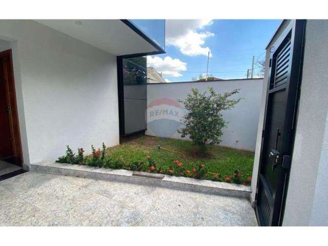 Sala Comercial para alugar em Jardim Glória de 60.00m² com 2 Garagens