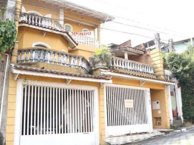 Casa para venda em Km 18 de 189.00m² com 4 Quartos, 2 Suites e 2 Garagens