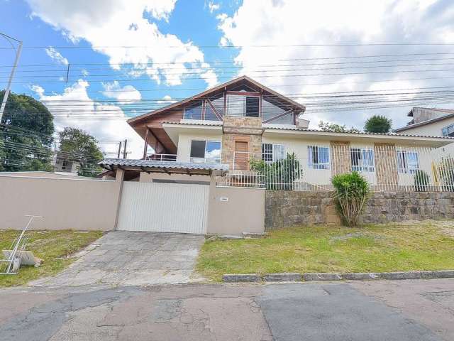 Casa para venda em Santo Inácio de 310.00m² com 4 Quartos, 1 Suite e 3 Garagens