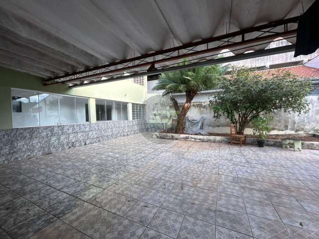 Casa para venda em Parque Residencial Klavin de 180.00m² com 5 Quartos e 6 Garagens