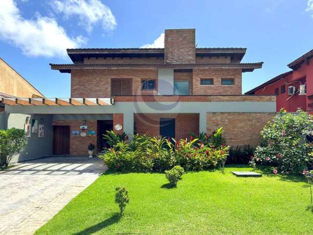 Casa de Condomínio para venda em Jardim Acapulco de 525.00m² com 5 Quartos, 4 Suites e 4 Garagens