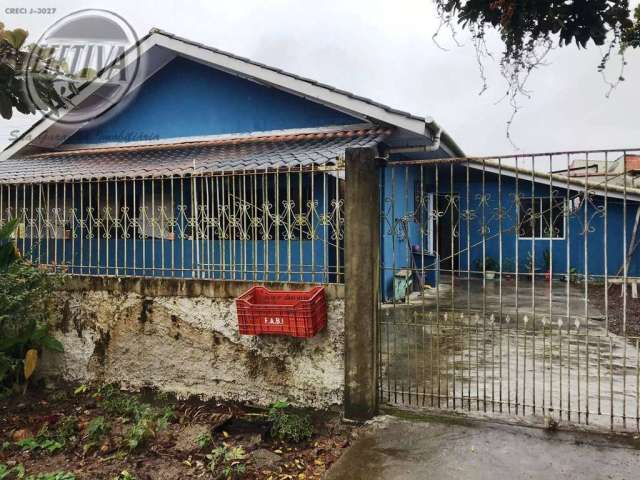 Casa para venda em Guaratuba de 88.00m² com 2 Quartos e 2 Garagens