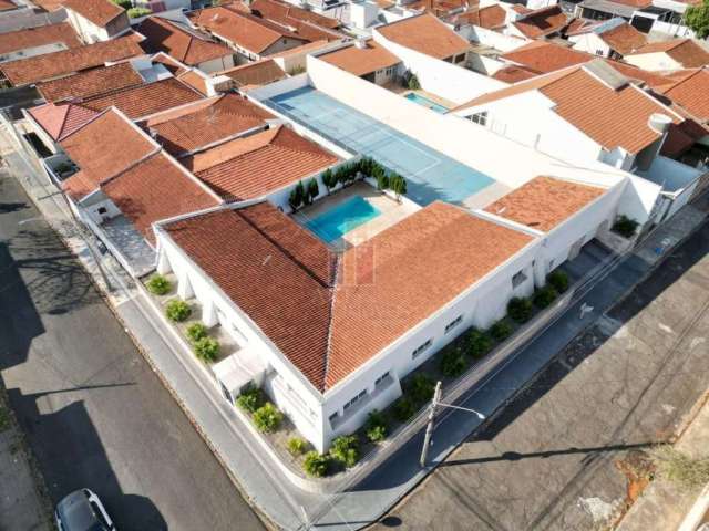 Casa para venda em Vila Cardia de 400.00m² com 3 Quartos, 3 Suites e 10 Garagens