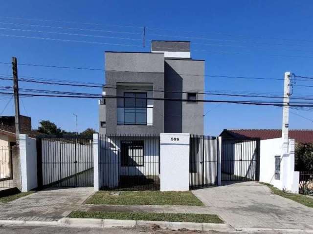 Sobrado para venda em Xaxim de 163.00m² com 3 Quartos, 1 Suite e 2 Garagens