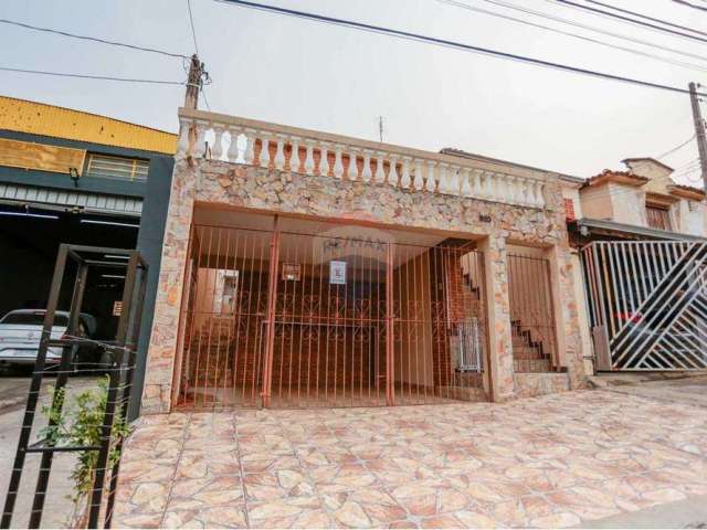 Casa para venda em Vila Hortência de 206.00m² com 2 Quartos e 1 Garagem