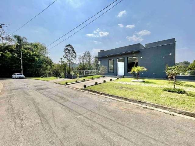 Casa para venda em Palos Verdes de 536.00m² com 4 Quartos, 3 Suites e 6 Garagens