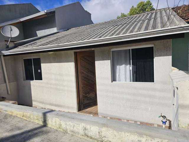 Casa para venda em Cidade Industrial de 49.00m² com 2 Quartos e 1 Garagem