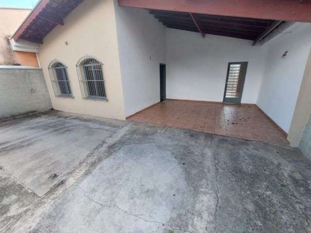 Casa para alugar em Jardim Caçula de 180.00m² com 3 Quartos, 1 Suite e 2 Garagens