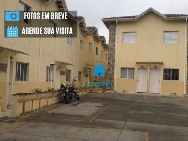 Sobrado para venda em Santa Maria de 60.00m² com 2 Quartos e 1 Garagem