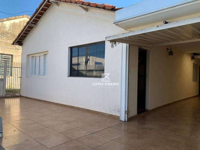 Casa para venda em Centro de 270.00m² com 3 Quartos e 2 Garagens