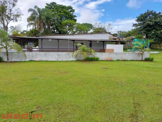 Fazenda / Sítio para venda e aluguel em Parque Florestal de 1300.00m² com 3 Quartos e 1 Garagem