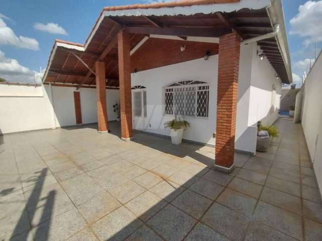 Casa para venda em São Pedro de 117.00m² com 3 Quartos, 1 Suite e 3 Garagens