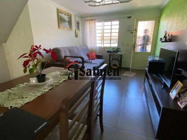 Sobrado para venda em Jardim Adriana de 54.00m² com 2 Quartos e 2 Garagens