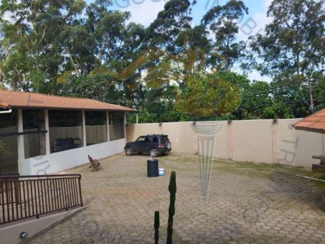 Chácara para venda em Chácaras Nova Suzano de 833.00m² com 4 Quartos, 1 Suite e 4 Garagens