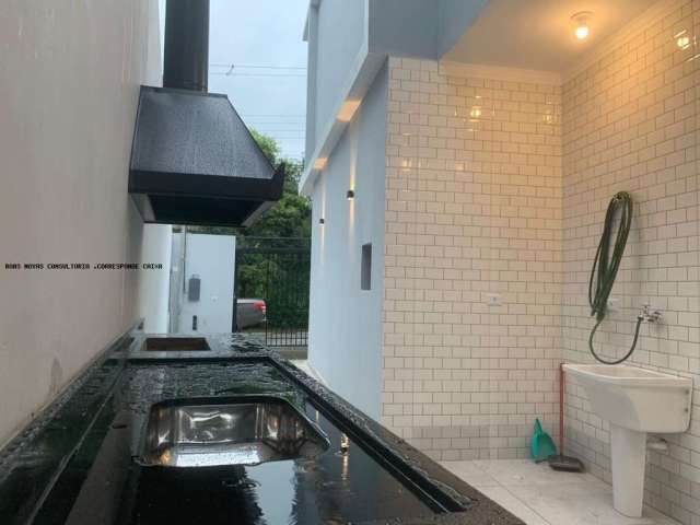 Sobrado para venda em Jardim Do Triunfo de 102.00m² com 3 Quartos, 3 Suites e 3 Garagens