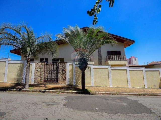 Casa para venda em Vila Santa Maria de 340.00m² com 4 Quartos, 1 Suite e 6 Garagens